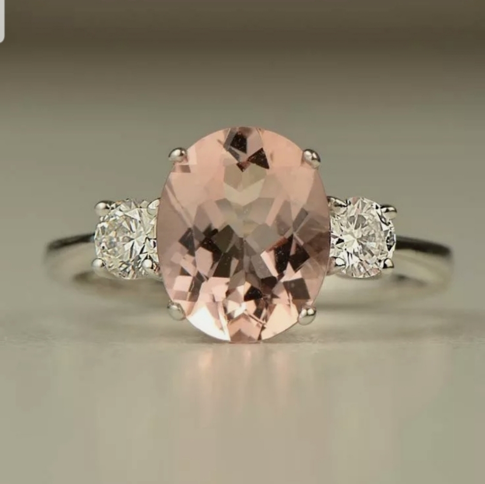 Elegant Simulated Morganite Gemstone Ring - Picture 1 of 2